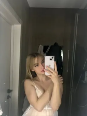 Симона — анкета с фото